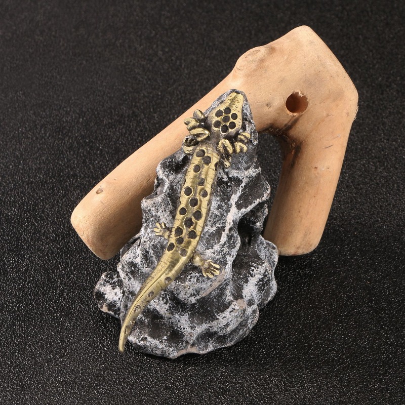 Art Craft New Year - 1 Buah Ornamen Salamander Kuningan Padat
